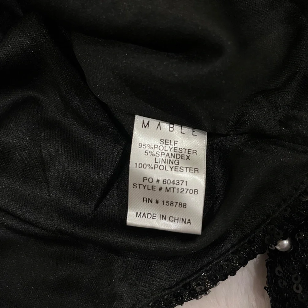 ✨🖤 MABLE Black and White Puff Sleeve Crop Blouse 🖤✨ - Picture 6 of 8